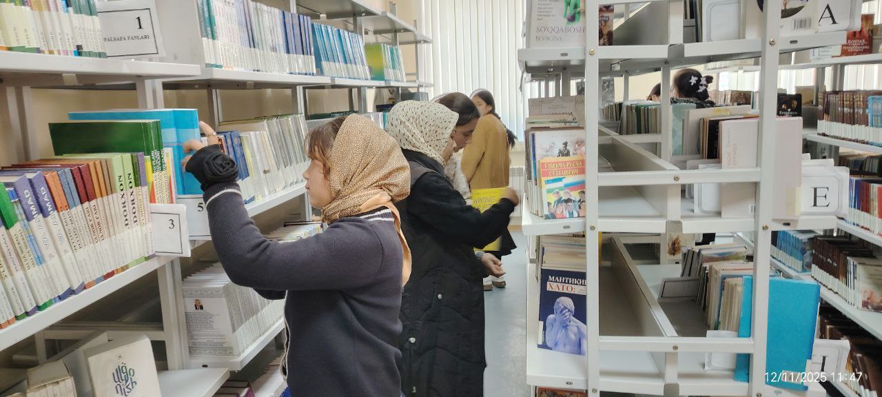 Urgut tuman axborot-kutubxona markazida "INFOLIB O'ZBEKISTON 2025"  XIV Milliy axborot-kutubxona haftaligining uchinchi kuni davomida kitobxonlikni targ‘ib qilish maqsadida  kutubxona bo‘ylab sayohat tashkil qilindi - 101-maktab