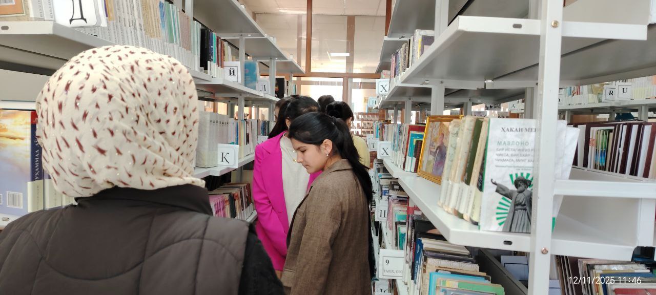 Axborot-kutubxona markazida  “INFOLIB OʻZBEKISTON-2025” XIV Milliy axborot-kutubxona haftaligining uchinchi kuni davomida kitobxonlikni targ‘ib qilish maqsadida  kutubxona bo‘ylab sayohat tashkil qilindi - 77-maktab