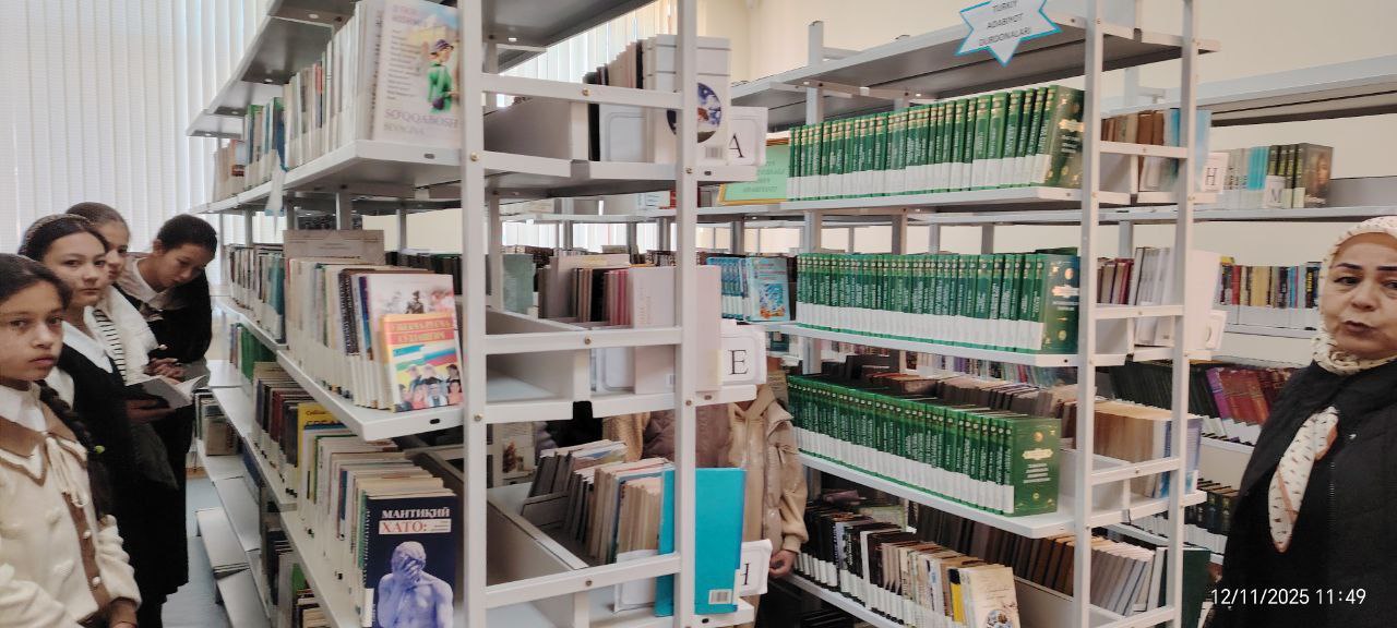 Axborot-kutubxona markazida  “INFOLIB OʻZBEKISTON-2025” XIV Milliy axborot-kutubxona haftaligining uchinchi kuni davomida kitobxonlikni targ‘ib qilish maqsadida  kutubxona bo‘ylab sayohat tashkil qilindi - 67 - 75 -maktablar