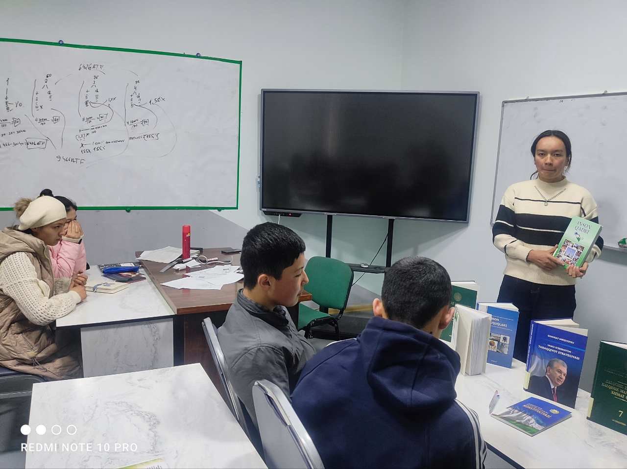 "Inson huquqlari - oliy qadriyat" mavzusida davra suhbati o'tkazildi -27.01.2026