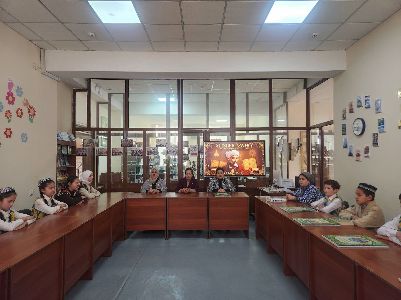 Urgut tuman axborot-kutubxona markazida buyuk mutafakkir va so‘z mulkining sultoni Mir Alisher Navoiy tavalludining 585 yilligi munosabati bilan badiiy g‘azalxonlik kechasi tashkil etildi.