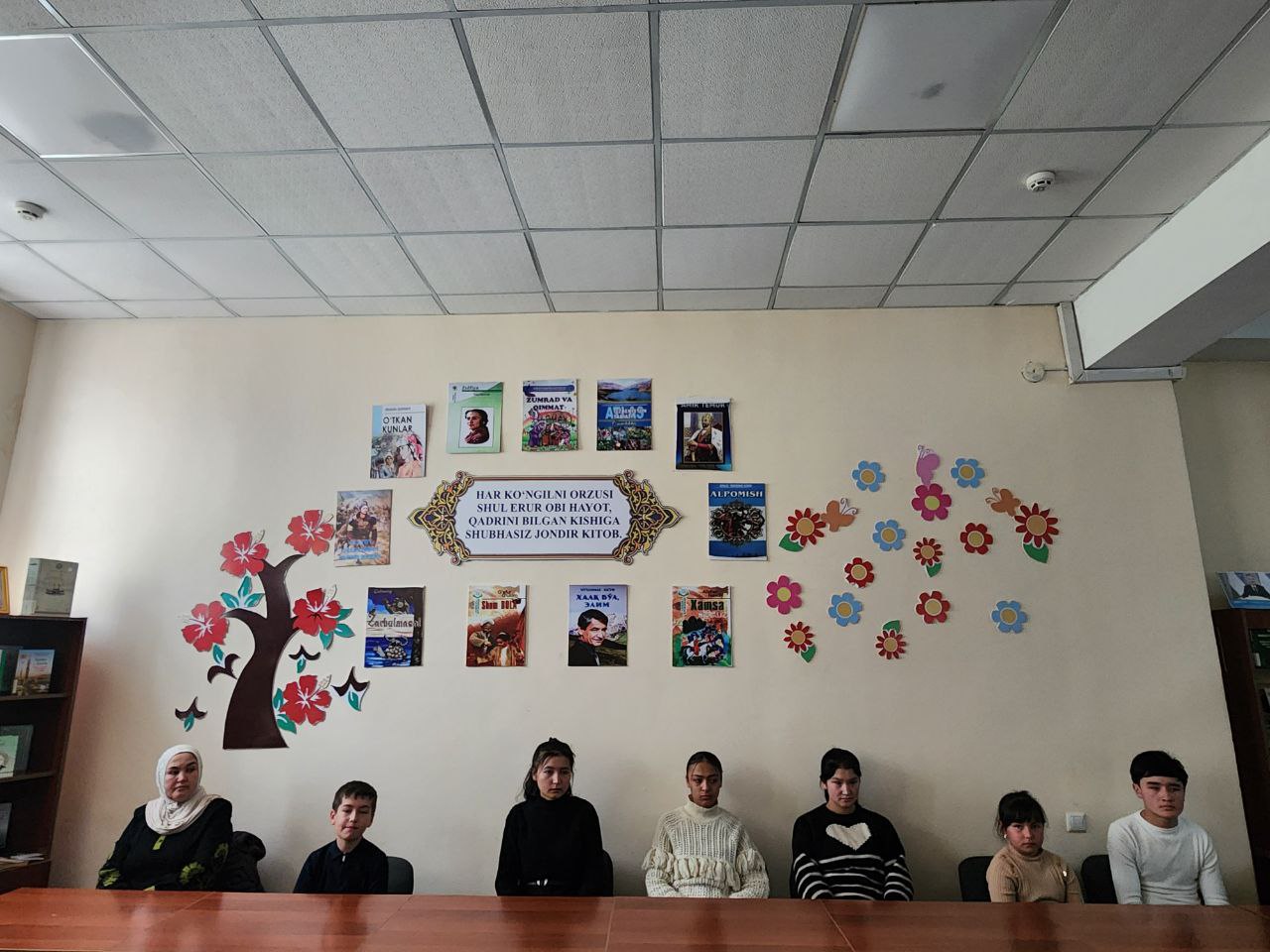 “Alisher Navoiy o‘z zamonasining buyuk shaxsi, bugungi kunning esa beqiyos siymosi” mavzusida 49-maktab kitobxonlari bilan hamkorlikda madaniy-ma’rifiy tadbir tashkil etildi.
