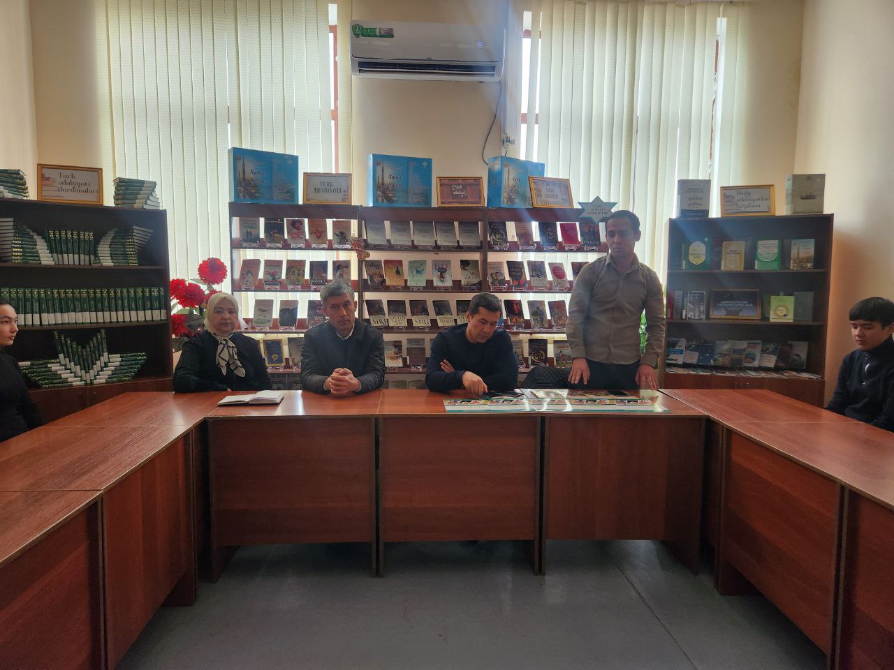 Urgut tuman axborot-kutubxona markazida “Milliy qadriyatlar atlasi” kitob-albomi hamda qadriyatim.uz elektron platformasining taqdimot marosimi bo‘lib o‘tdi.