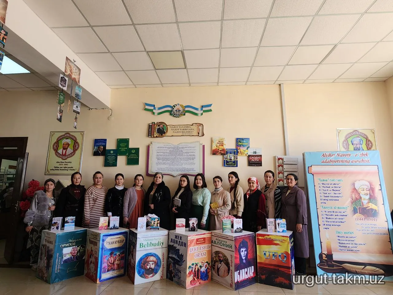 Sog‘liqni saqlash bo‘limi xodimlari ishtirokida “Qiziqarli kutubxonada” nomli kutubxona bo‘ylab ekskursiya tashkil etildi