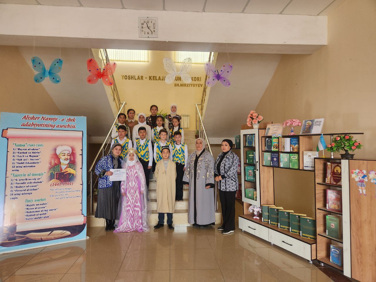 Milliy liboslarni targ'ib qiluvchi kitobxonlar