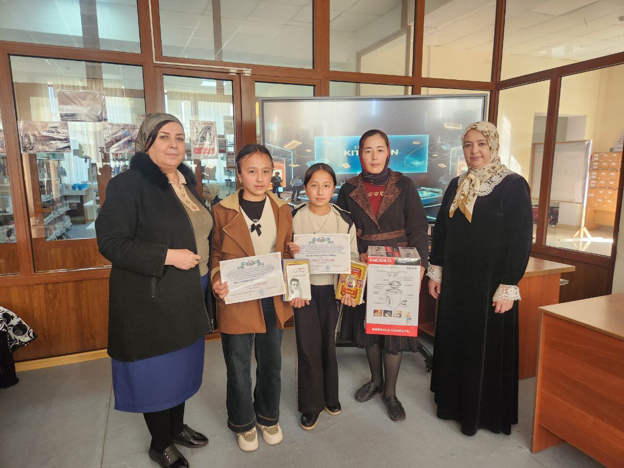 “Oilada ona kitob o‘qisa – farzand ham o‘qiydi”