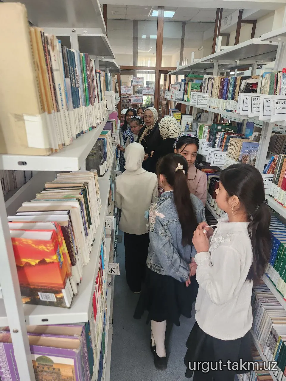 89-umumiy o‘rta ta‘lim maktabi o‘quvchilari sayohatga keldilar