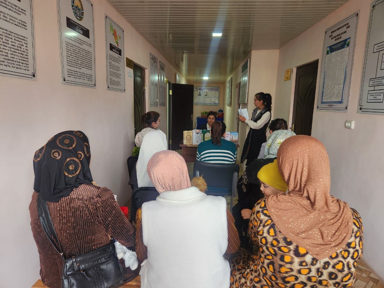 Urgut tumanining Chag‘izmon MFY da ham xotin-qizlar bilan davra suhbati