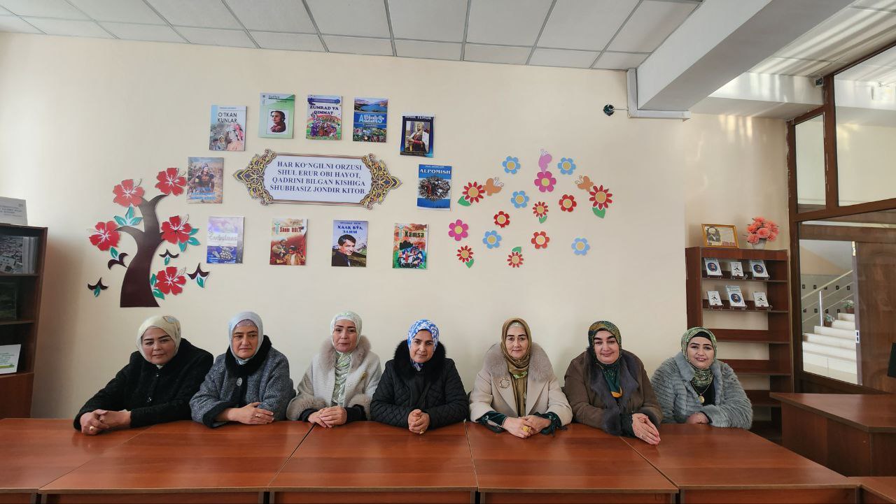 "Qiziqarli kutubxona" nomli ekskursiyasi